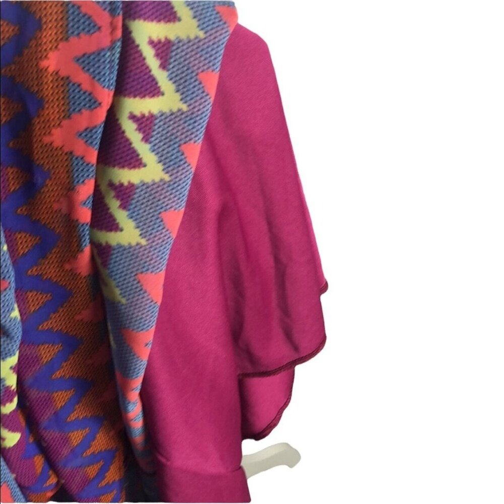 Miami brand Dress Women’s Size Large chevron print Colorful - Picture 2 of 6